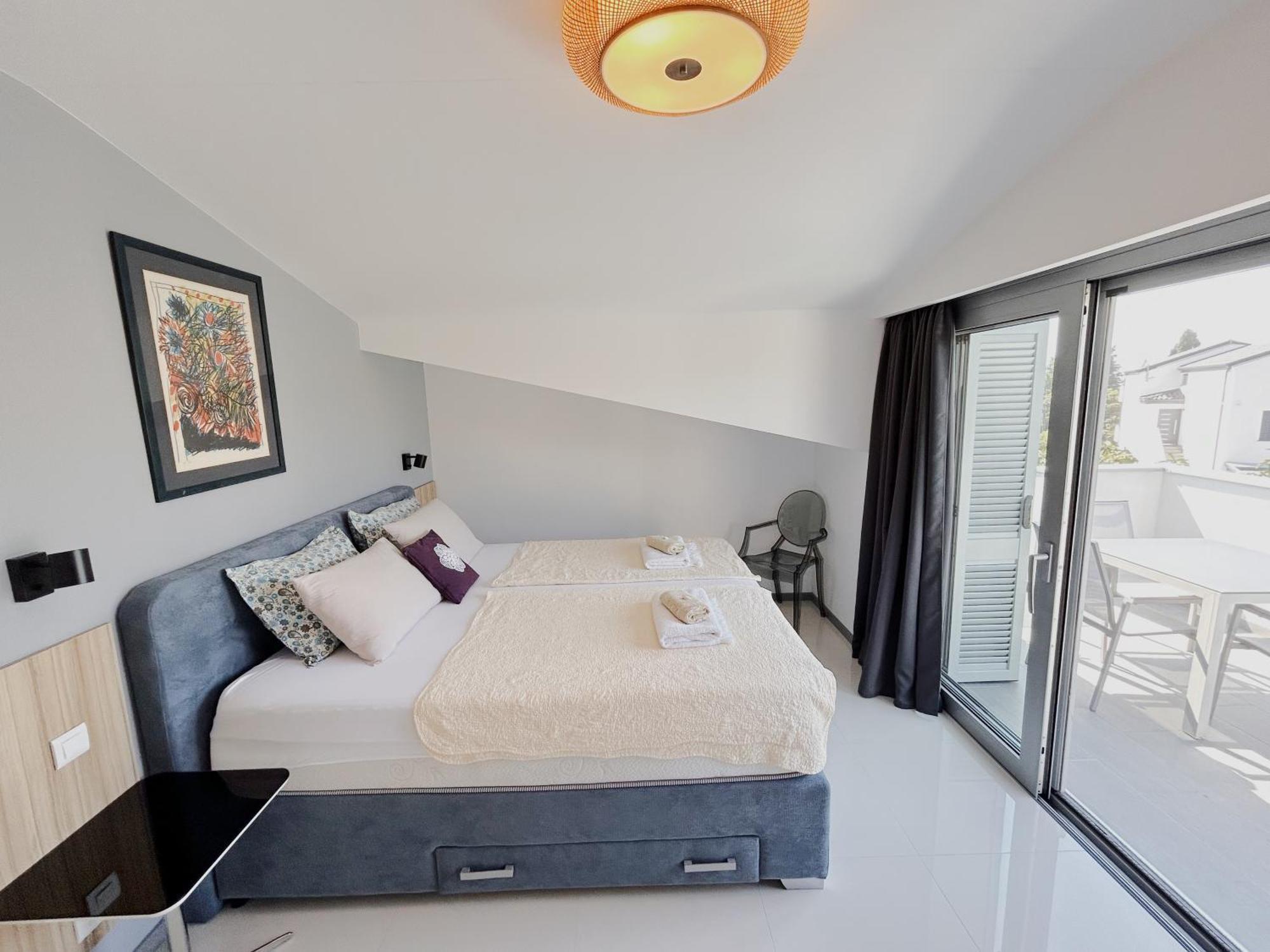 Sunny House Apartment Zambratija  Bagian luar foto