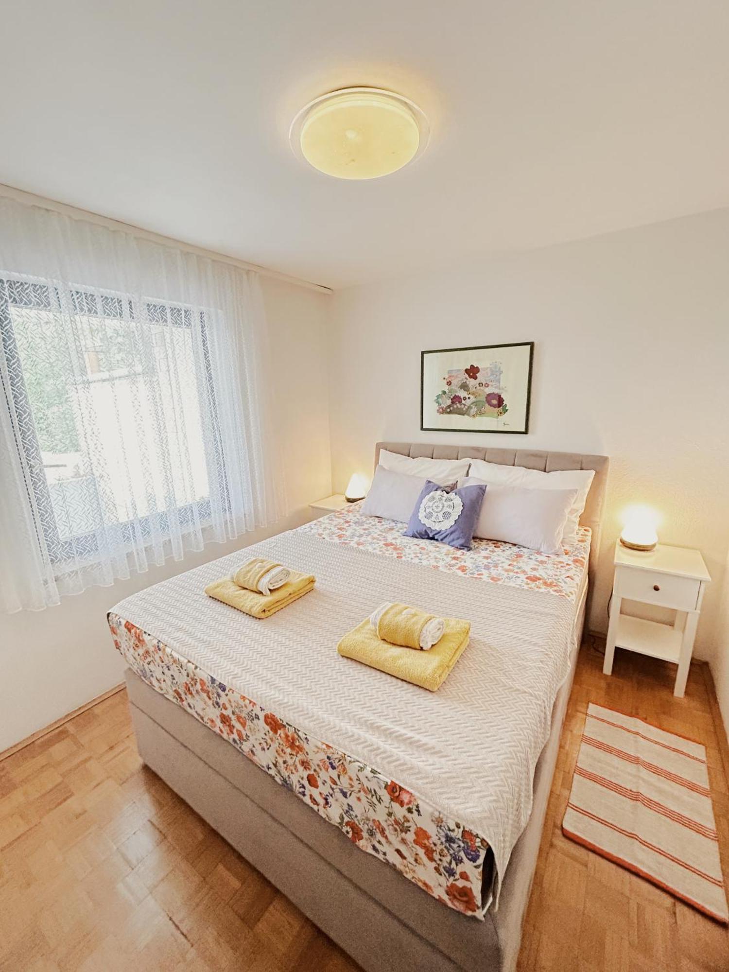 Sunny House Apartment Zambratija  Bagian luar foto