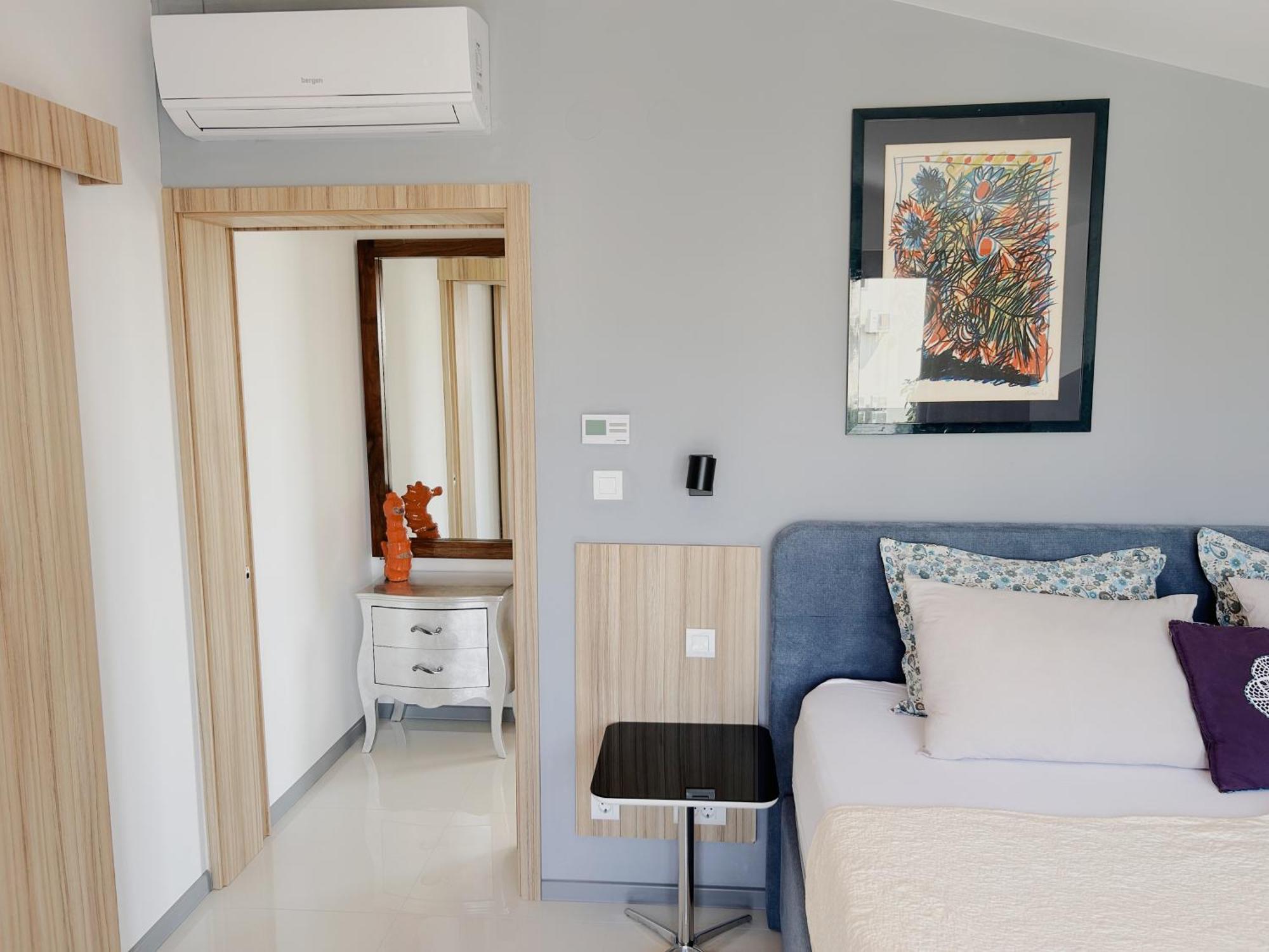 Sunny House Apartment Zambratija  Bagian luar foto